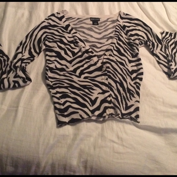 Rue21 Sweaters - Zebra Striped light sweater! Rue21 Sweaters - Zebra Striped light sweater!