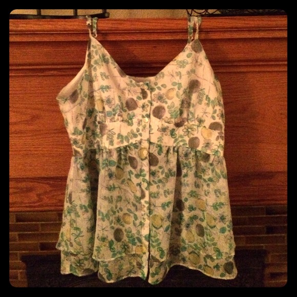 Lauren Conrad tank