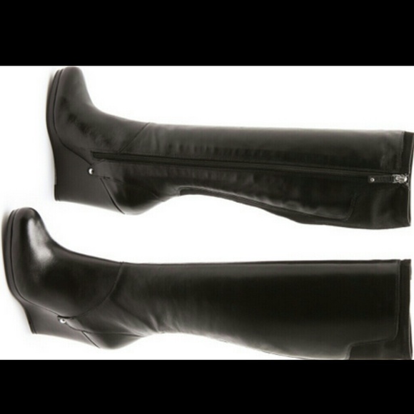 DKNY Nadia boots size 8