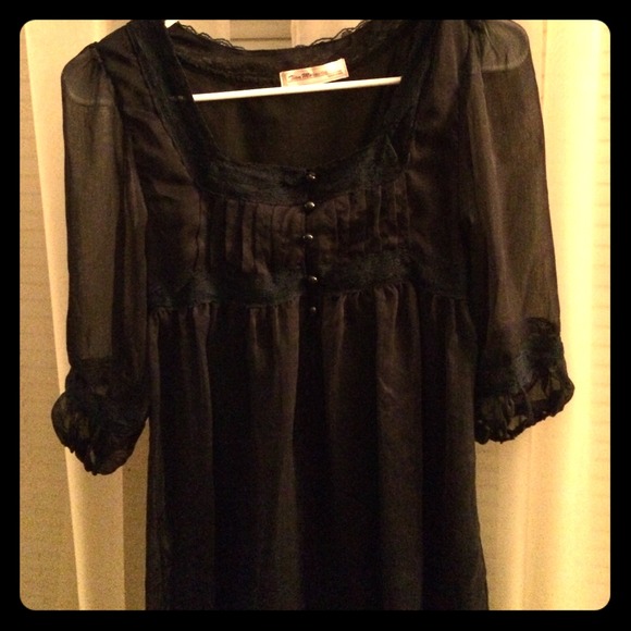 Sheer, lace detailed blouse