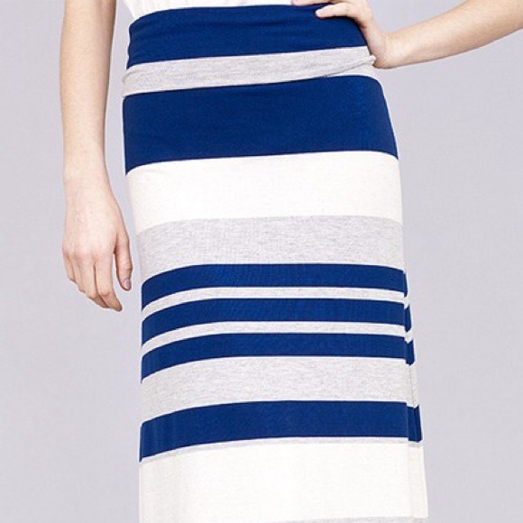 "Out At Sea" Navy Striped Maxi Skirt - Picture 2 of 3