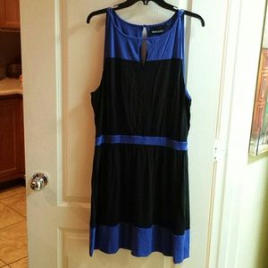 Black and Blue Dress 👗
