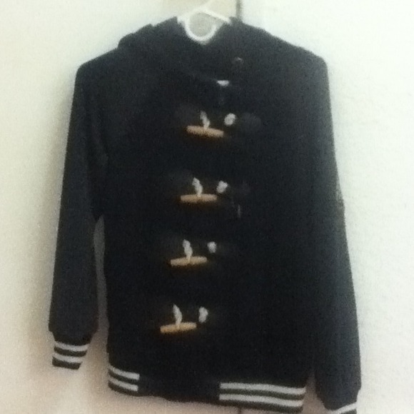 Black hoodie/sweater from forever 21