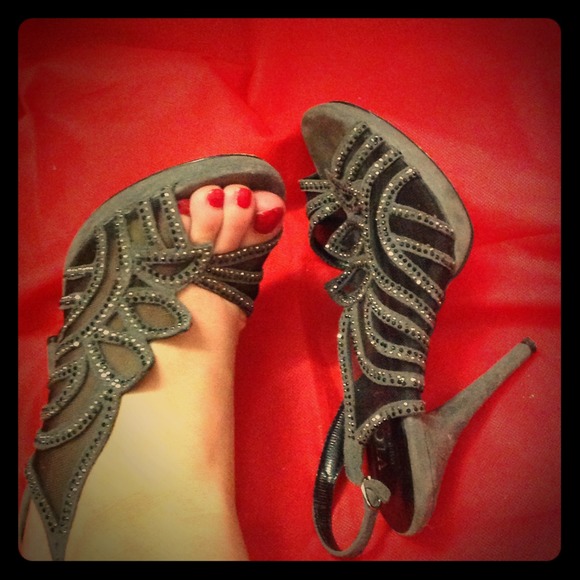 The pair you love!!!!#shoelover - Picture 1 of 3