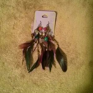 Claires feather earrings