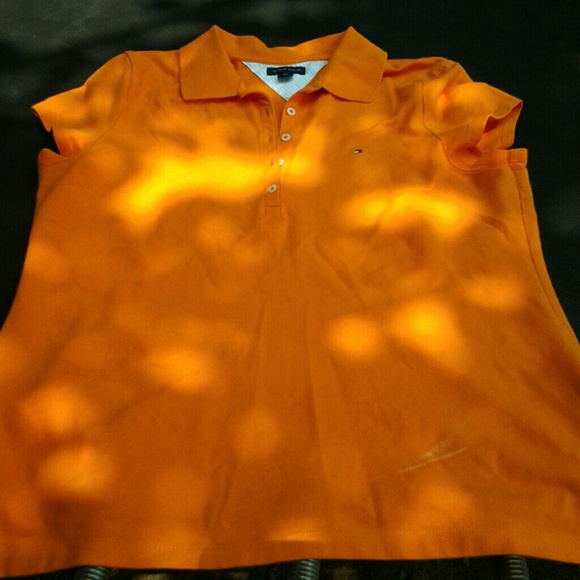 Authentic Tommy Hilfiger Shirt - Picture 2 of 3