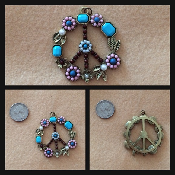 Hippie Bronze Floral Peace Sign Necklace - Picture 2 of 4