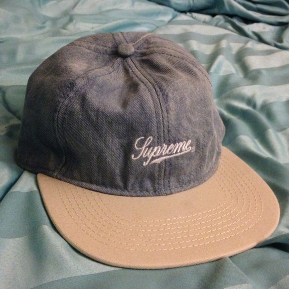 Supreme hat Sz L