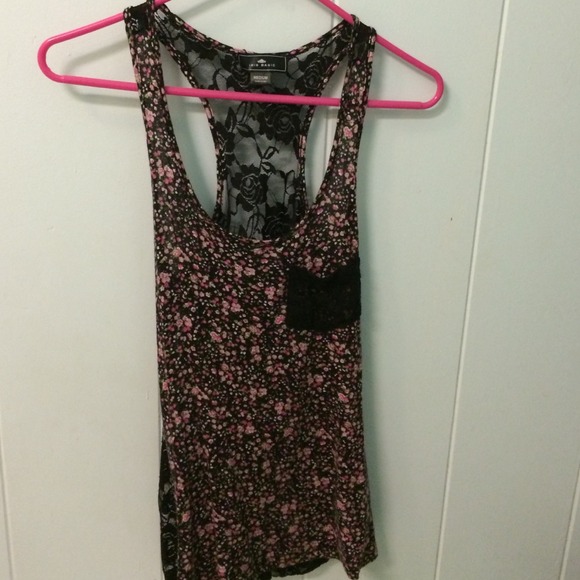 Floral lace tank