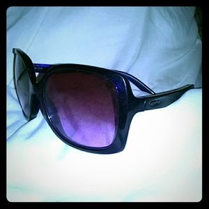 ❌SOLD IN BUNDLE❌ Deep purple Oakley sunglasses