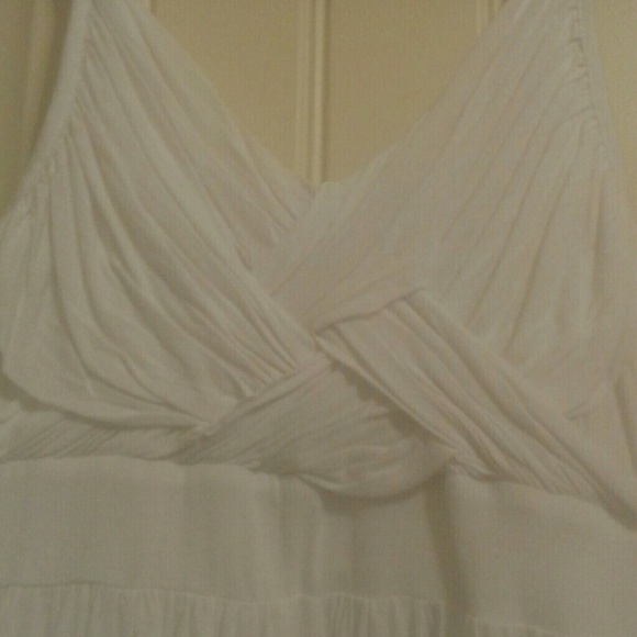 White dress - Picture 2 of 3