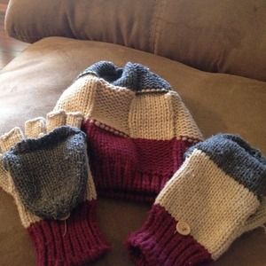 Cozy warm Winter hat and mittens