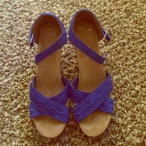 Toms Wedges - hardly worn!