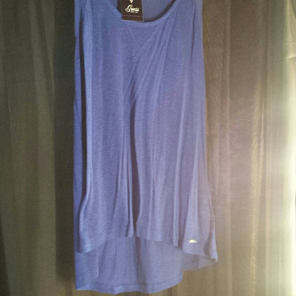 GUESS top
