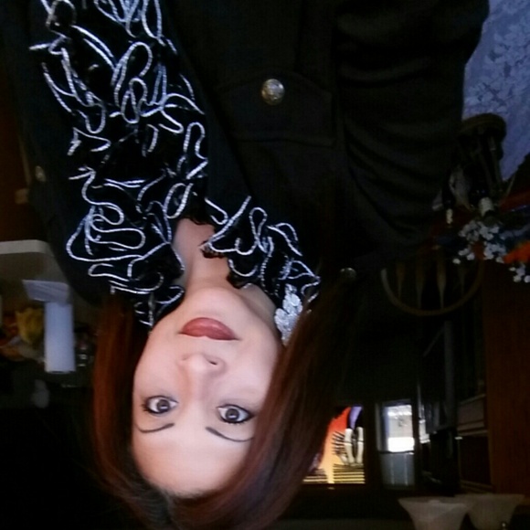 Scarfs - Picture 4 of 4