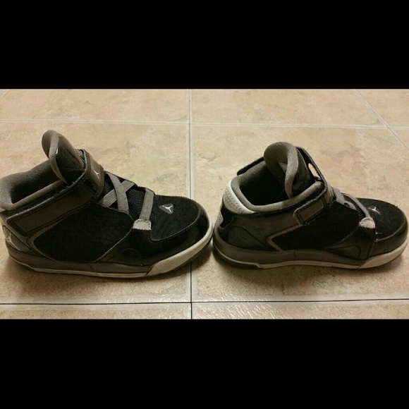 Toddler boy Jordans sold - Picture 4 of 4