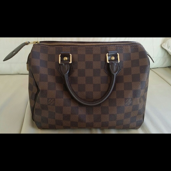 Louis Vuitton Handbags - REDUCED**Authentic Louis Vuitton Speedy 25