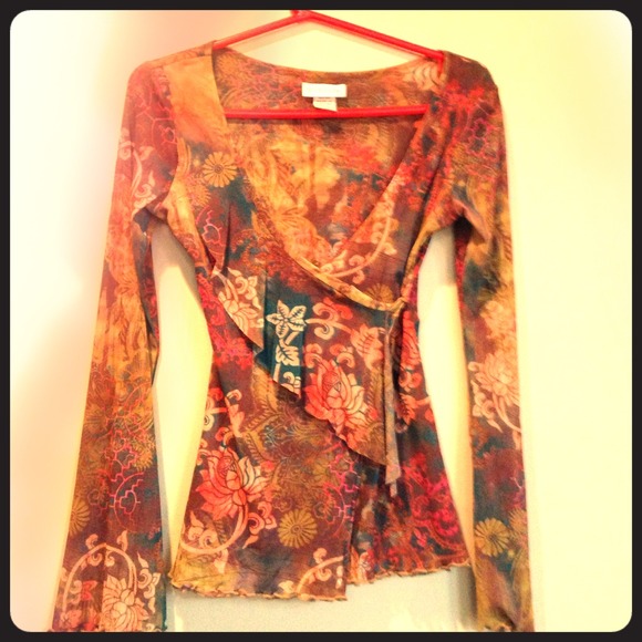 Flattering wrap shirt size xs made by Kokoon
