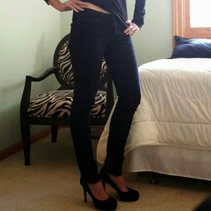 Paige Skyline skinny jeans in black ink size 27