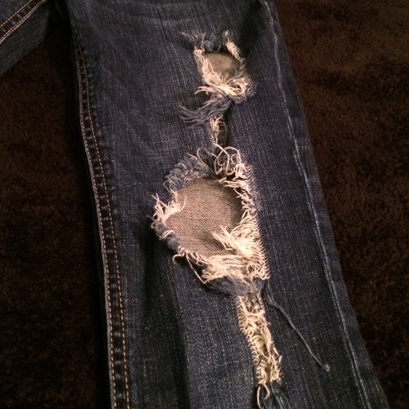 Hollister Skinnies - Picture 3 of 4