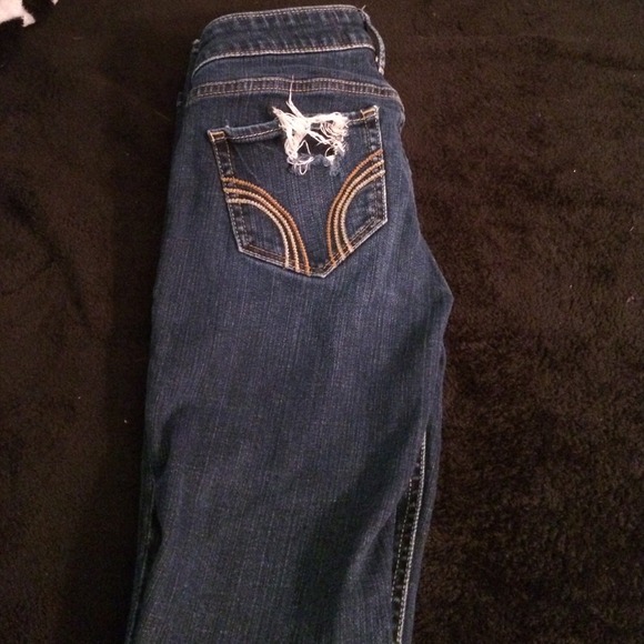 Hollister Skinnies - Picture 4 of 4