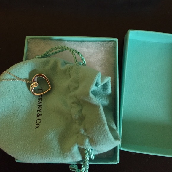 Tiffanys heart necklace