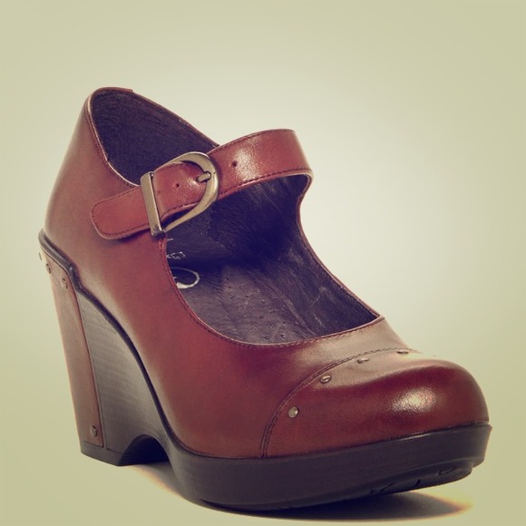 Dansko clog style wedge with faux heel