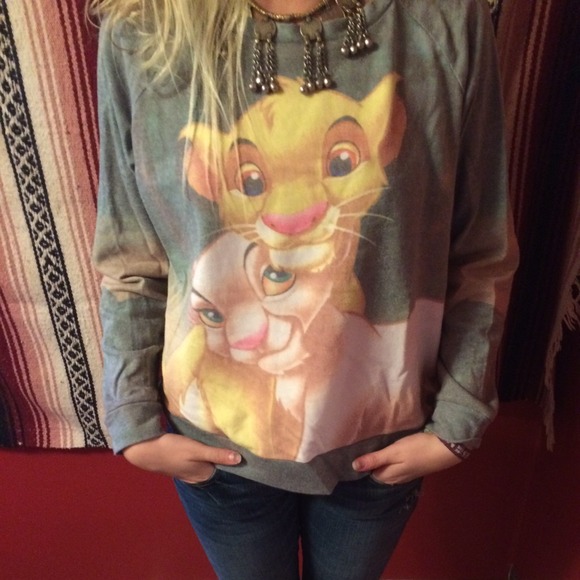 SOLD 3D print lion king 90s sweater