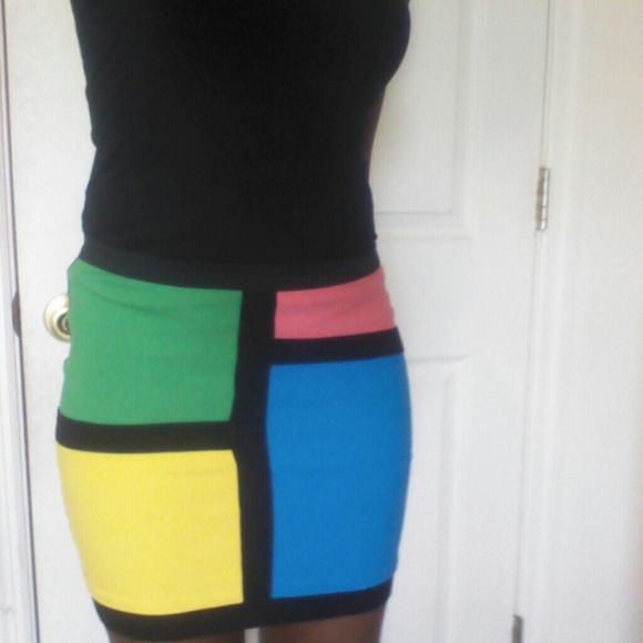 Skirt - Picture 2 of 2