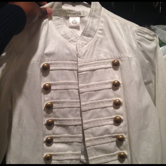 Arden B jacket