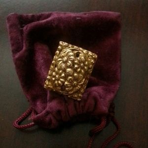 GOLD VINTAGE FLOWER RING
