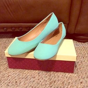 Mint color  flats