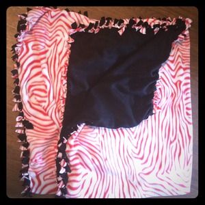 Tie blanket! Zebra