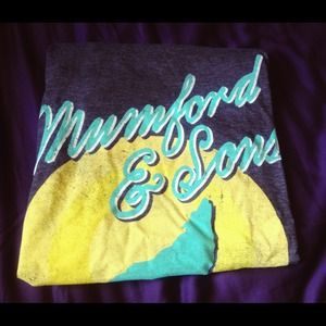Mumford & Sons T-shirt! 💘