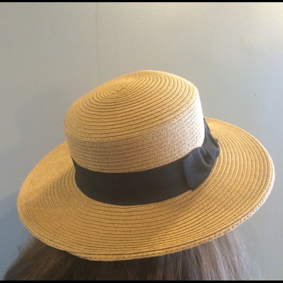 Hat - Picture 2 of 3