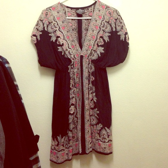 Black and pink beach cover up dress