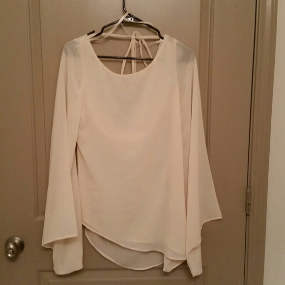 Beautiful flowing off white top