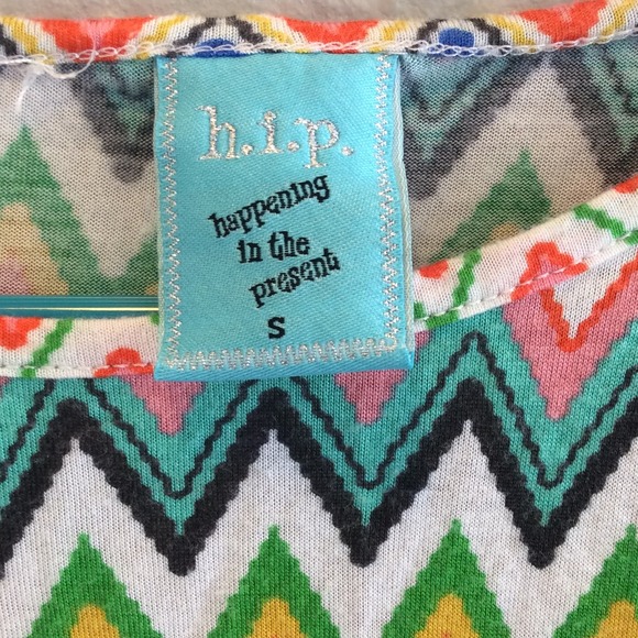 🚫SOLD💗 multicolor zig zag hi low top 💗 - Picture 3 of 4