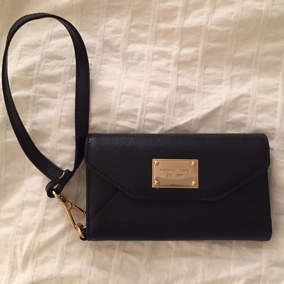 Michael Kors Iphone 5 Wallet Clutch Case Wristlet