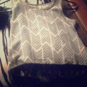 Cute tank top never been worn