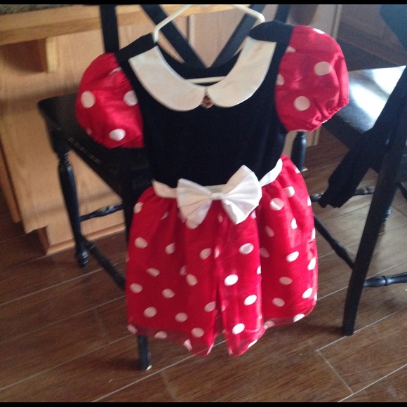 Brand new Minnie Mouse halloween costume!