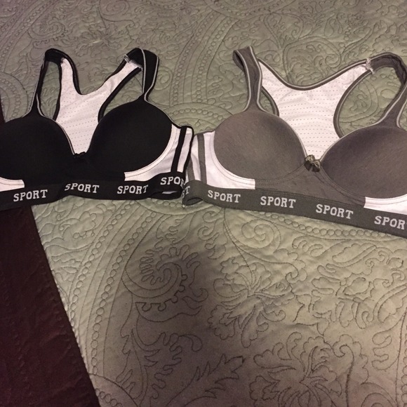 ❌SOLD❌ 2 sports bras!!!