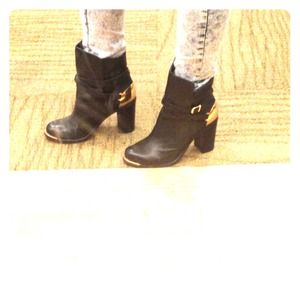 ZigiGirl Ambra Booties
