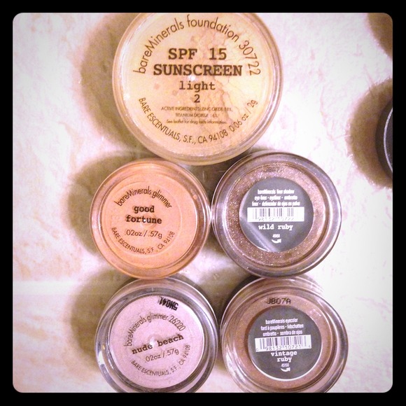 Bare Minerals Makeup 💗