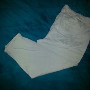 Comfy Plus size 28W Lane Bryant khaki pants