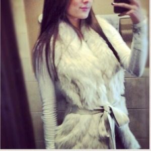 Costa Blanca small cream sweater/fur vest
