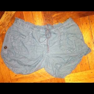 FREE PEOPLE light denim like slouch shorts