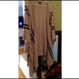 H&M long, tan tan kimono with black stripes! 👘