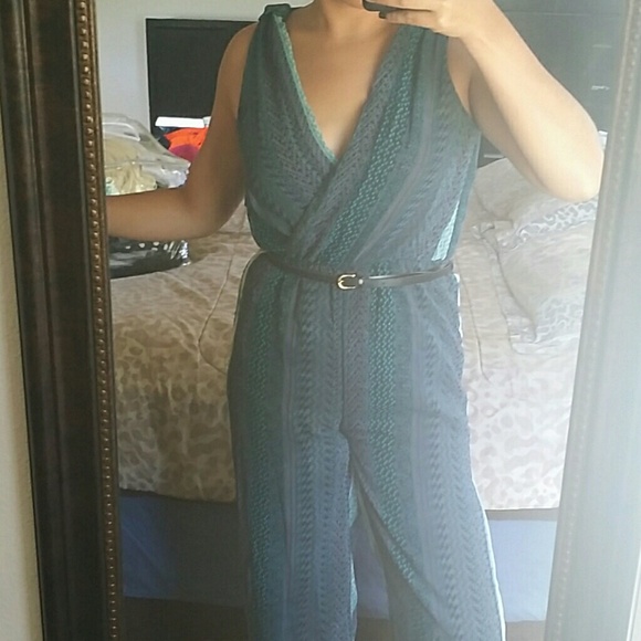 Dressy Jumpsuit/Guess bag