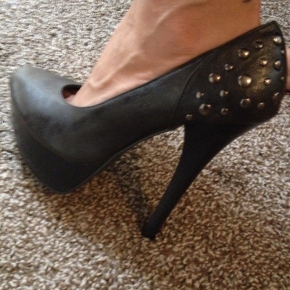 Dark charcoal gray high heels